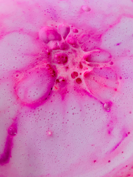 Feelin' Love ~ Bath Bomb
