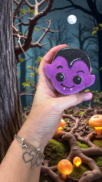 Baby Vamp ~ Luxe Bath Bomb
